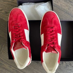 (Big sale!) Valentino mens sneaker